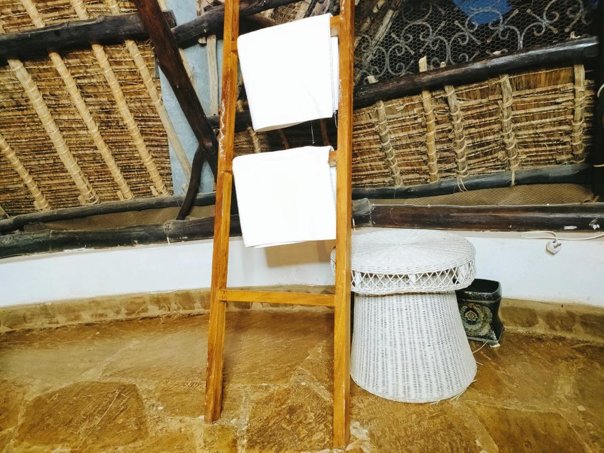 Upani In Diani Bed & Breakfast Diani Beach Luaran gambar