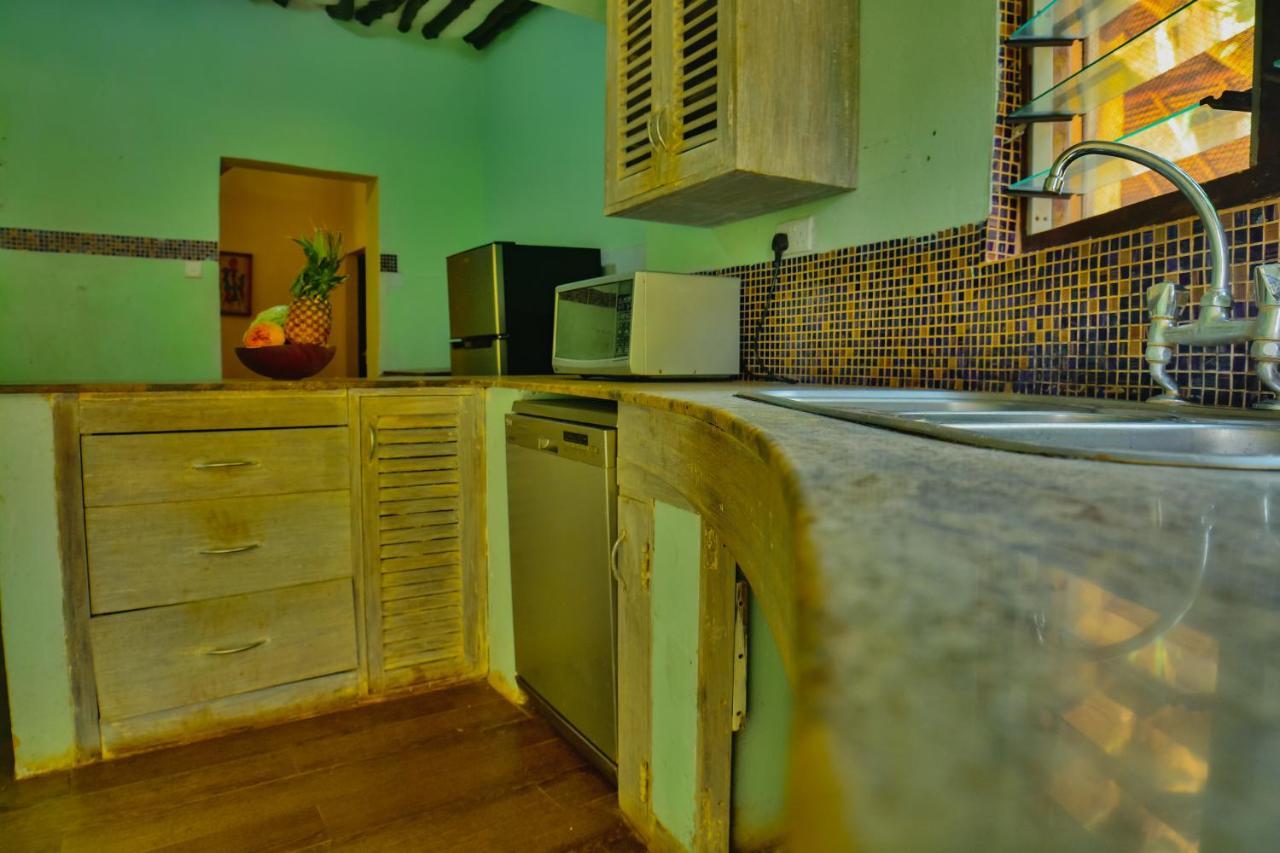 Upani In Diani Bed & Breakfast Diani Beach Luaran gambar